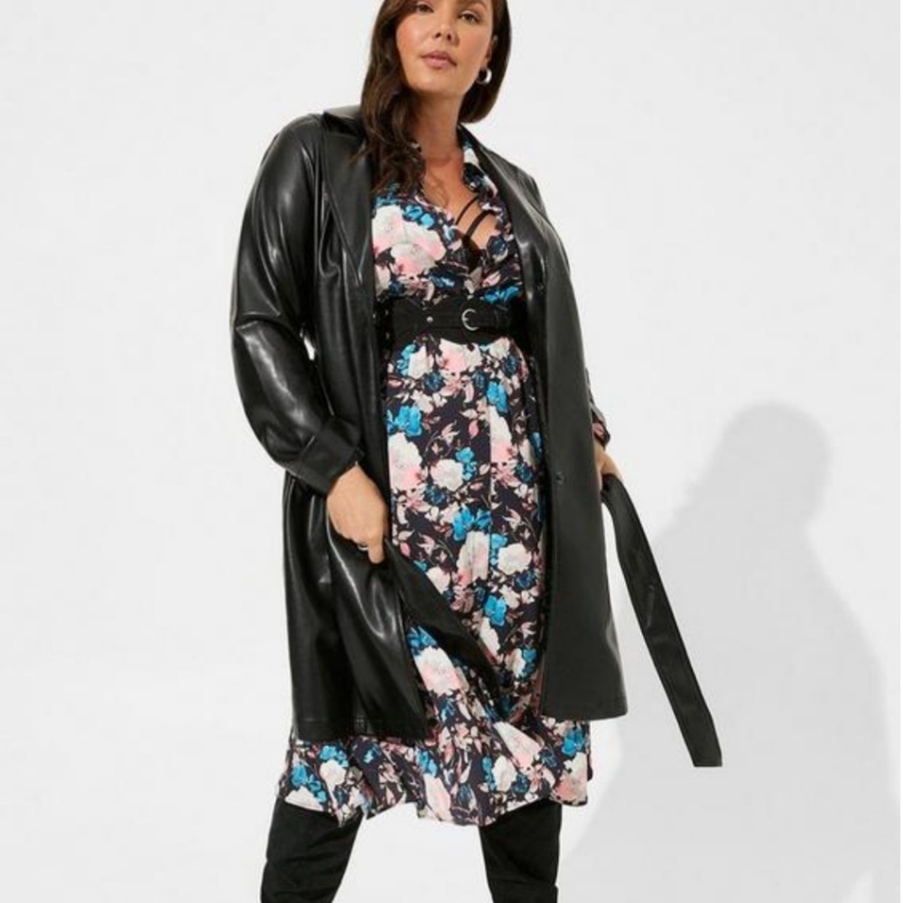 Torrid Faux black leather coat, size 3, new with tags